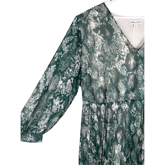 Ava & Viv Faux Wrap Maxi Dress 4X Green Animal Print Lined - Picture 3 of 12